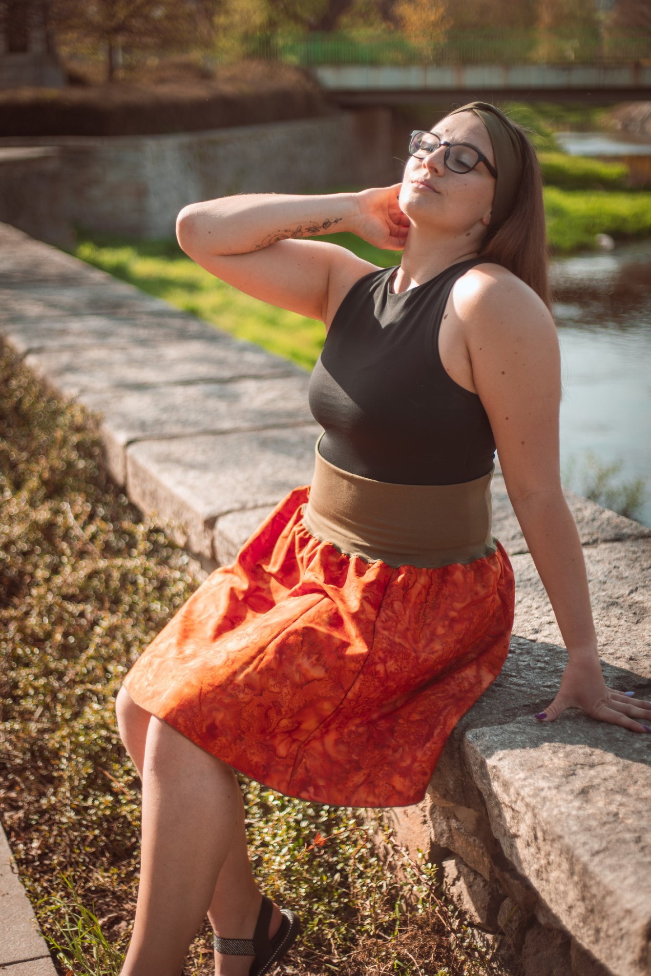 Sukně krátka - JISKRA – foto 1